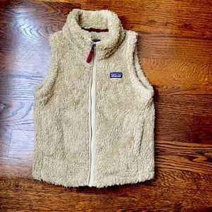 It has only been worn 3 times